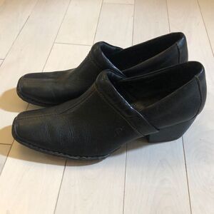 Clarks Women's Pebbled Leather Slip-on Casual Closed Back Clogs Black Size 9